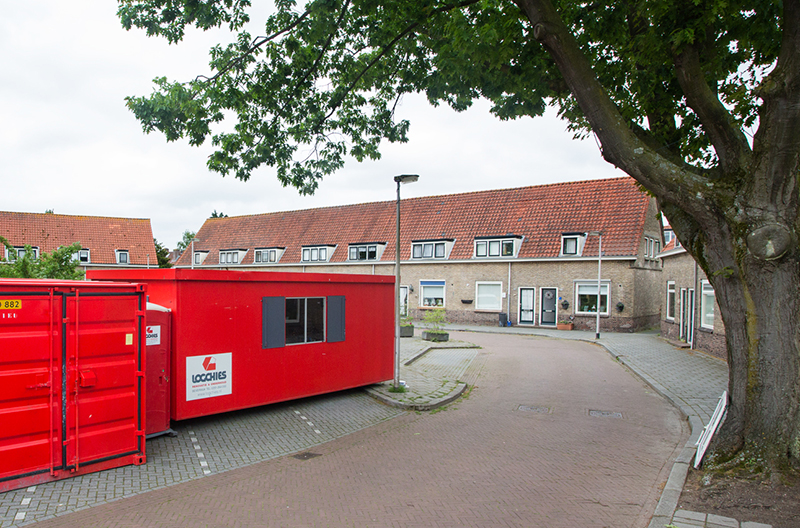 Het planmatig gevelonderhoud aan het complex Huizerweg e.o. te Bussum bestaat uit: conditiemeting, houtrotopname en houtrotherstel, reinigingswerk, en schilderwerk.